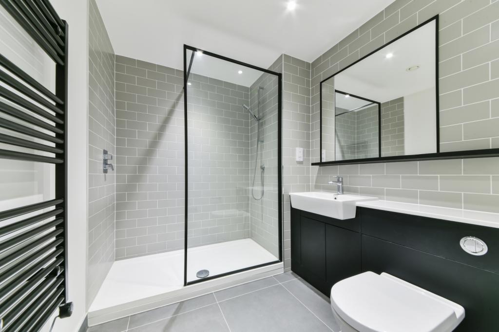 Beaufort Square – 1 Bedroom Apartment for Sale – £350,000 Guide Price – Colindale, London