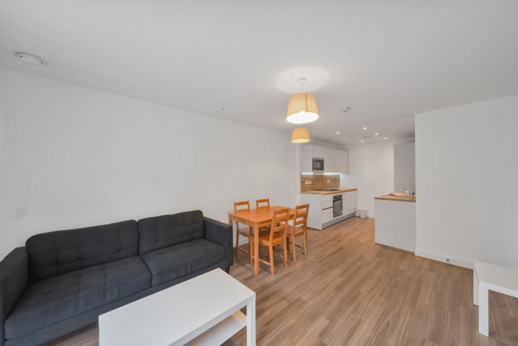 Naomi Street – 1 Bedroom Apartment for Sale – £370,000 Asking Price – Surrey Quays, London