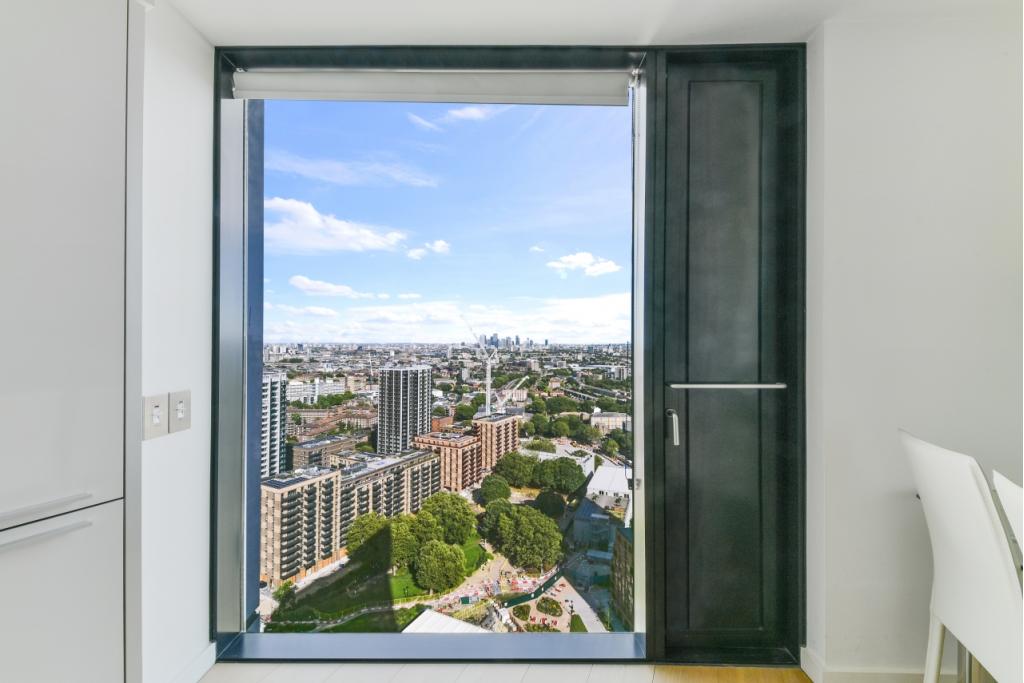 Walworth Road–Studio Apartment for Sale –£350,000 Guide Price–Elephant & Castle, London