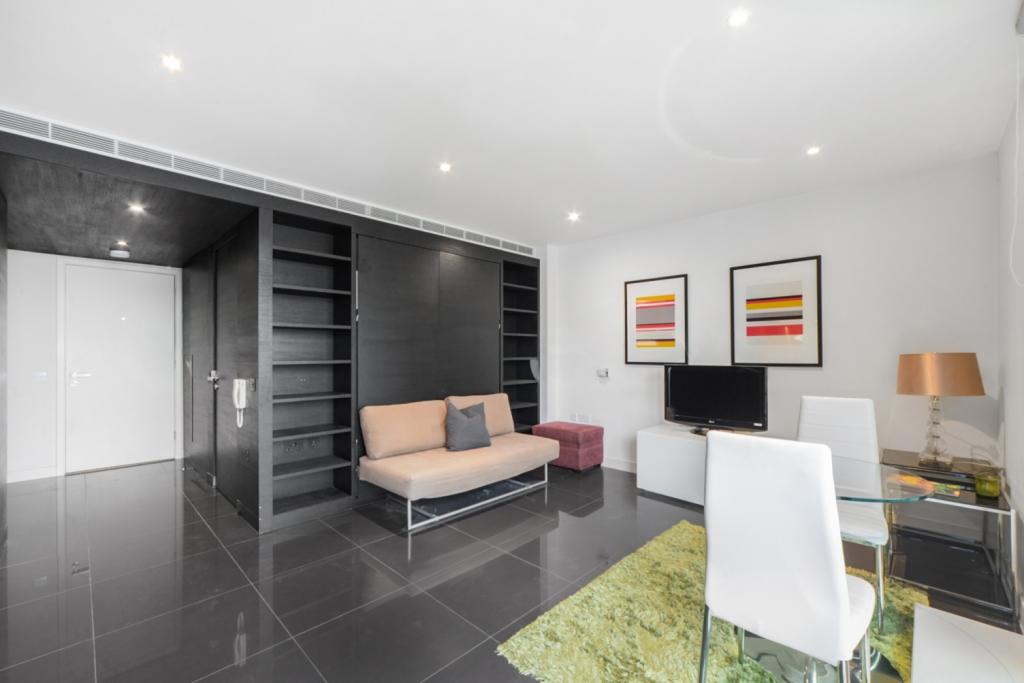 Tanner Street – 1 Bedroom Apartment for Sale –£500,000 Guide Price –Southwarkx,London