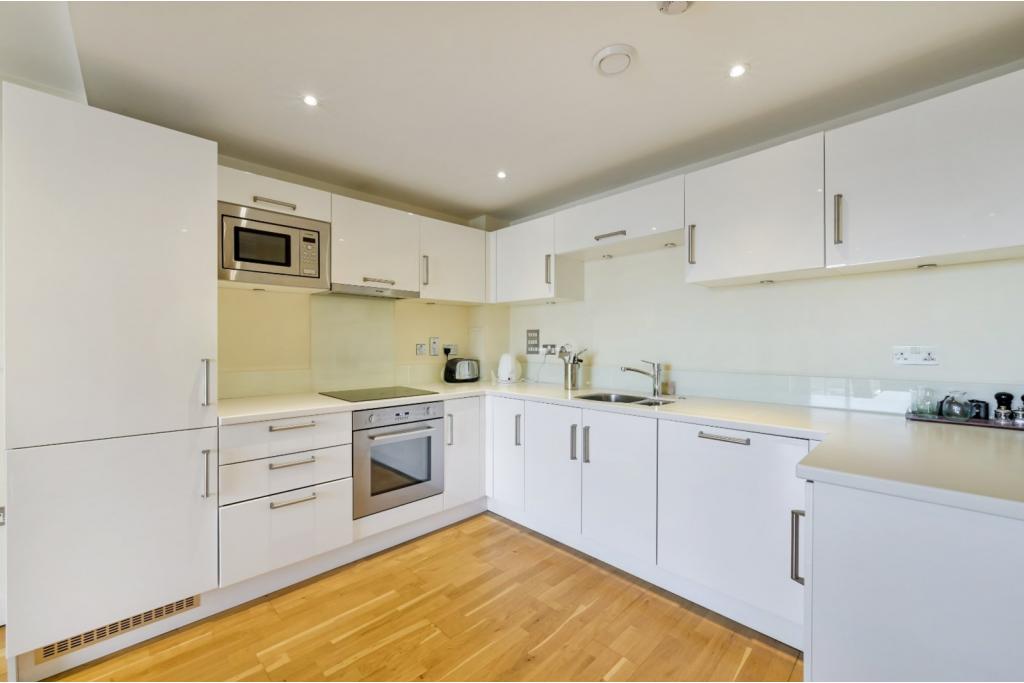 Tanner Street – 1 Bedroom Apartment for Sale –£500,000 Guide Price –Southwarkx,London