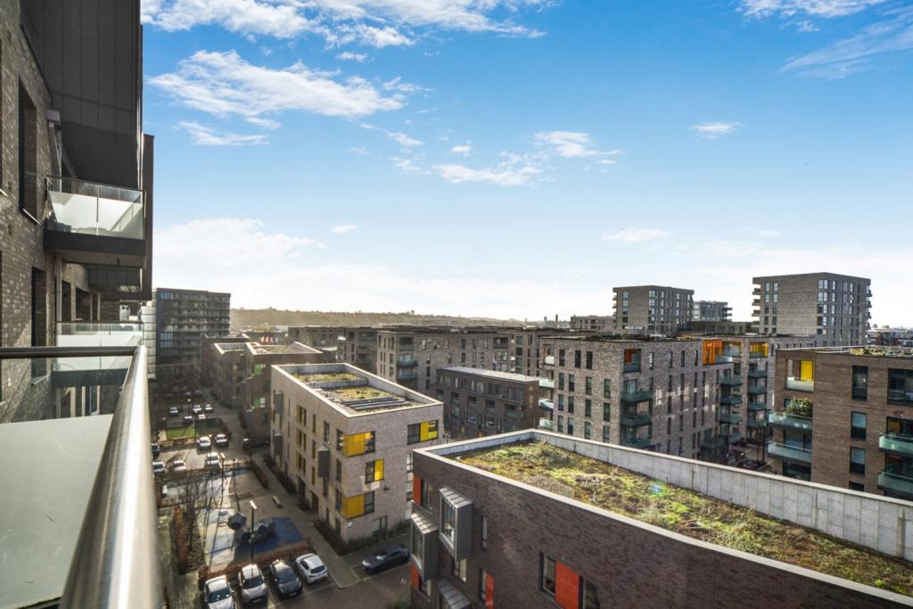 Greenwich Millennium Village – 1 Bedroom Apartment for Sale – £365,000 – Greenwich, London