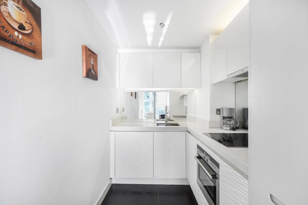 Pan Peninsula Square, Canary Wharf, London, E14