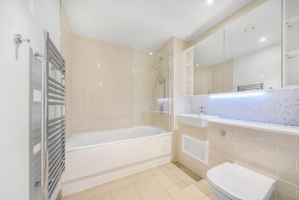 2 Bedroom Apartment for Sale –Baldwin Point,Elephant Park, SE17–£725,000(Guide Price)