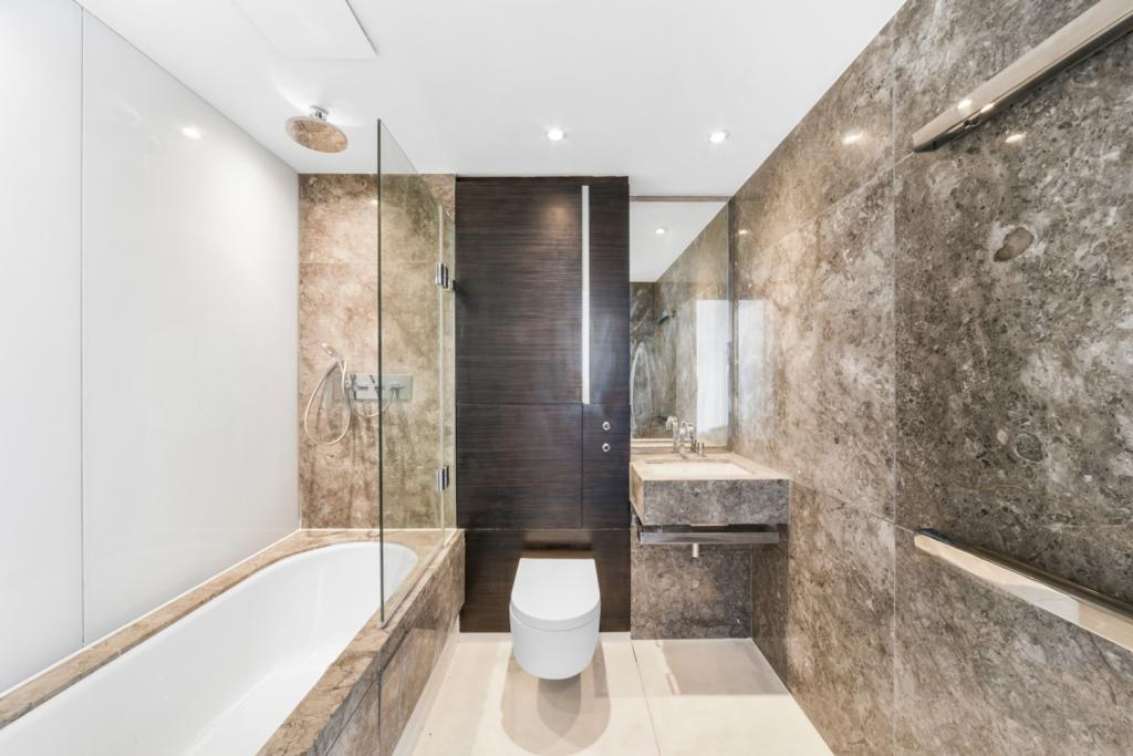 1 Bedroom Apartment for Sale – Pan Peninsula, Canary Wharf, E14 – £385,000