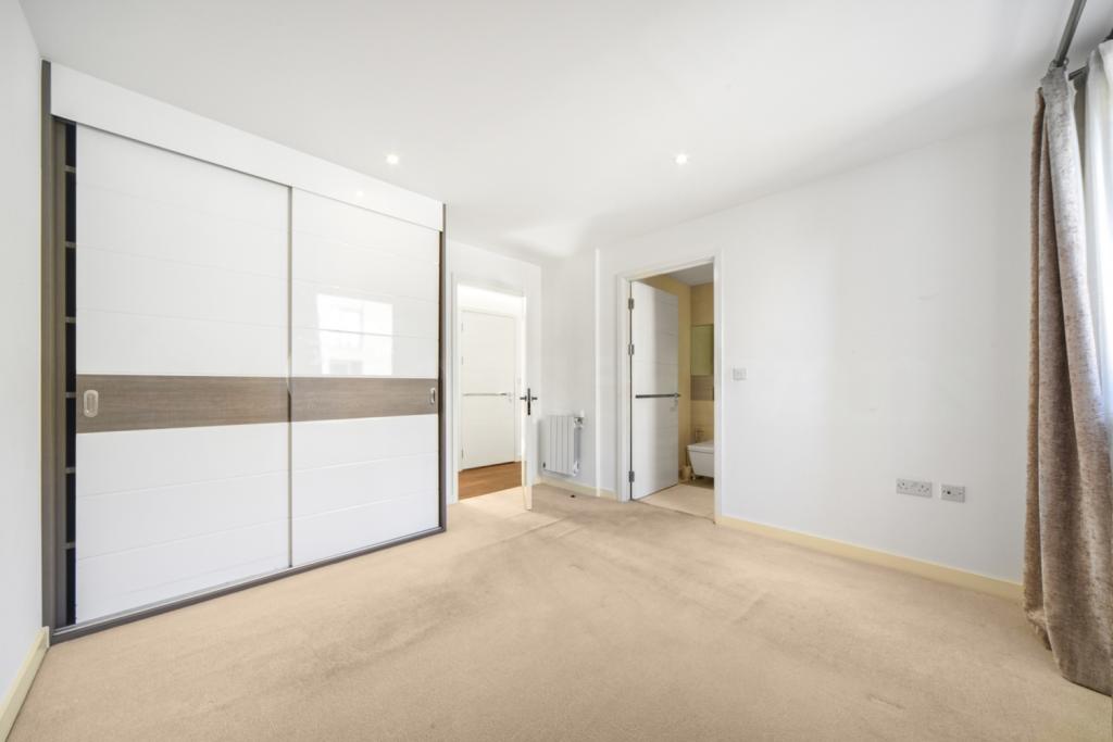 2 Bedroom Apartment for Sale – Marine Wharf, Surrey Quays, SE16 – £550,000