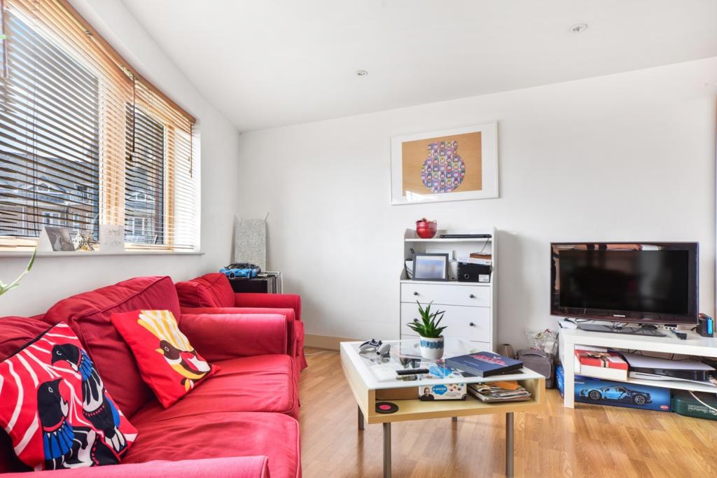 1 Bedroom Apartment for Sale – Crews Street, Docklands, E14 – £360,000