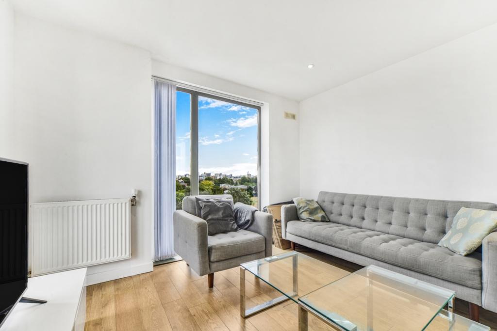 2 Bedroom Apartment for Sale –Bootmakers Court, Ben Jonson Road,Stepney Green, London