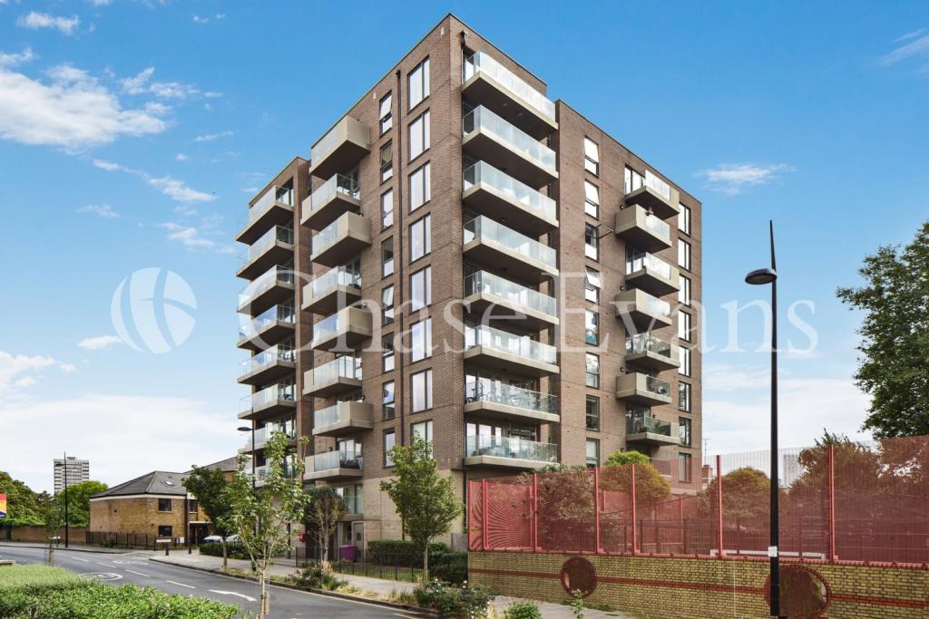 2 Bedroom Apartment for Sale –Bootmakers Court, Ben Jonson Road,Stepney Green, London