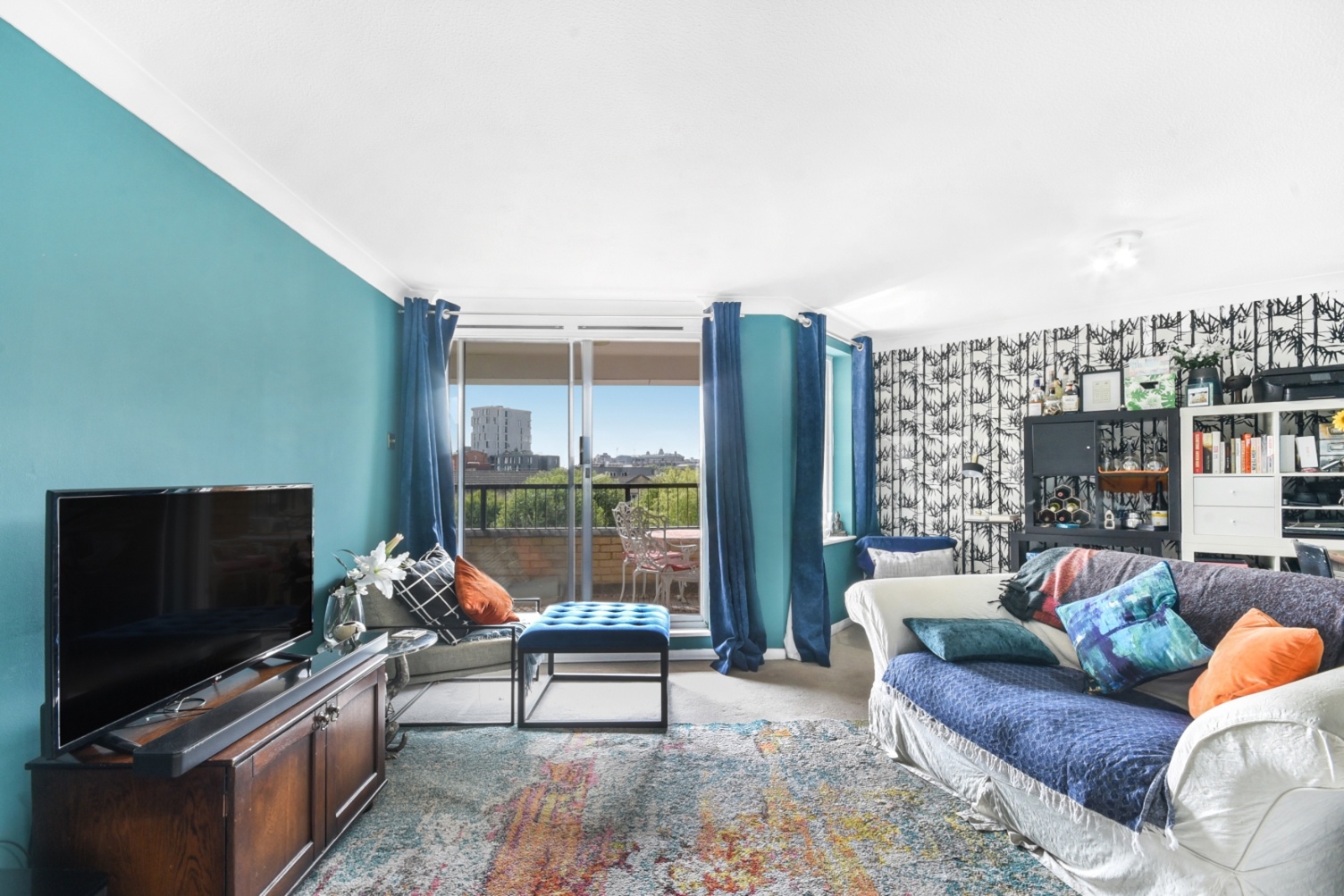 2 Bedroom Apartment for Sale – Hooper Square, Aldgate, London, E1 – £650,000