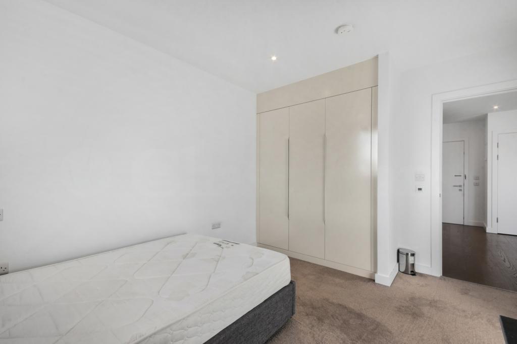 1 Bedroom Apartment for Sale – Walworth Road, Elephant & Castle, London, SE17