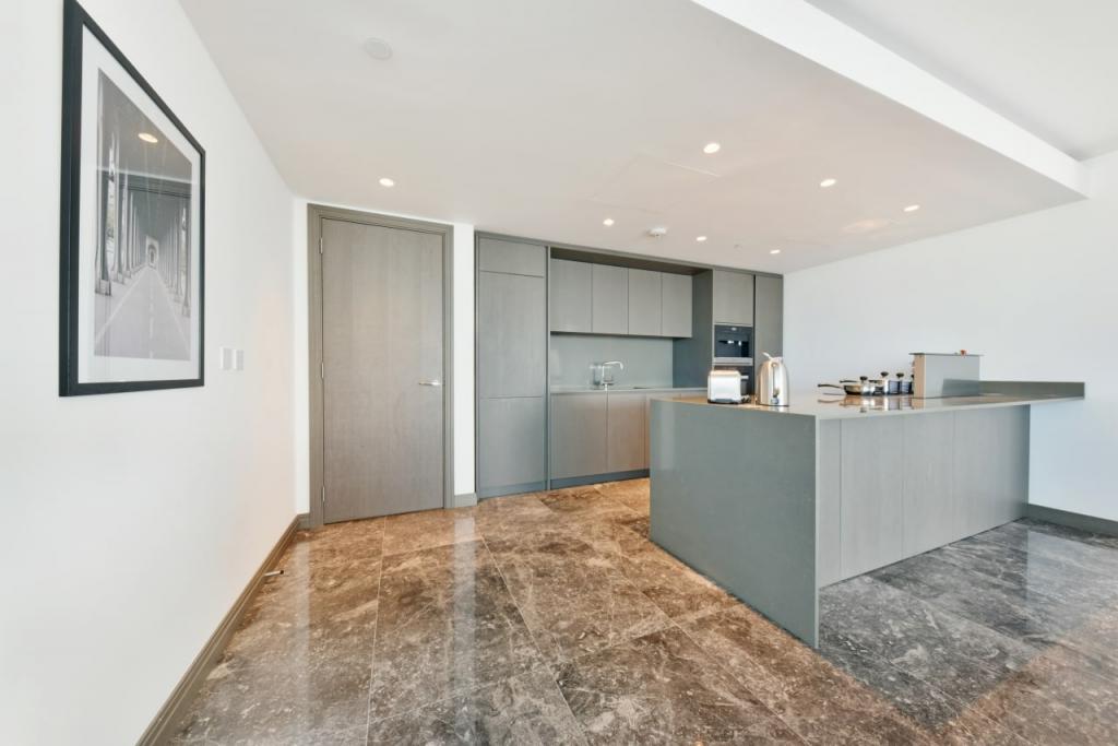2 Bedroom Apartment for Sale –One Blackfriars, Blackfriars Road,South Bank, London £2,600,000