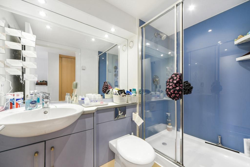 2 Bedroom Apartment for Sale – The Odyssey, Crews Street, Canary Wharf, London, E14 – £525,000