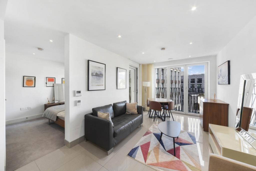 1 Bedroom Apartment for Sale – St Georges Circus, Blackfriars, London, SE1 – £525,000