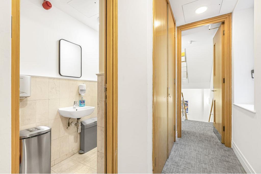 Office Unit – 1-5 Wormwood Street - Chaucer House, London EC2M 1RQ – For Lease