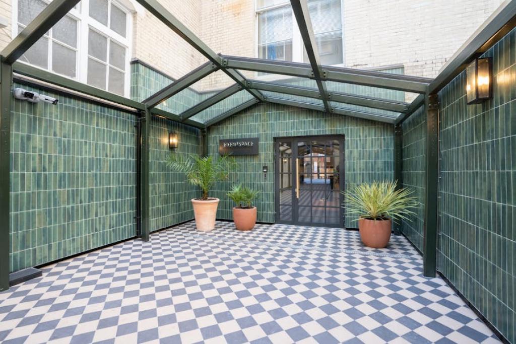 28-31 Finsbury Circus – Salisbury House – Office Space for Lease – 278,299 sq ft – London