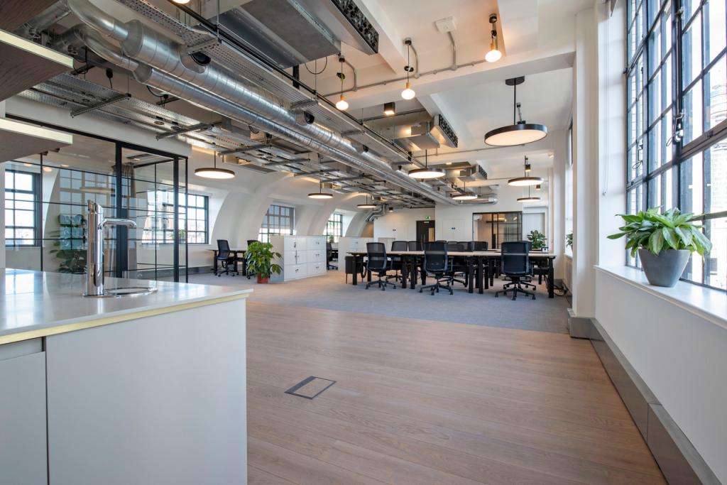 100 Liverpool St – Premium Office Space for Lease – 541,443 sq ft – London