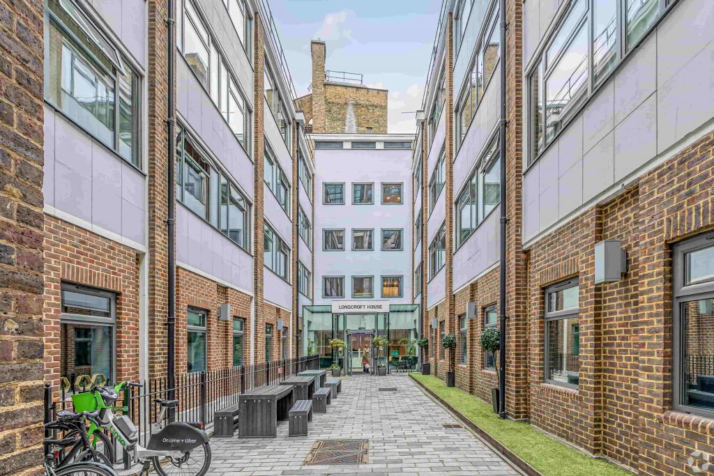 2-8 Victoria Ave–Longcroft House–Office Space for Lease–11,000 sq ft–London