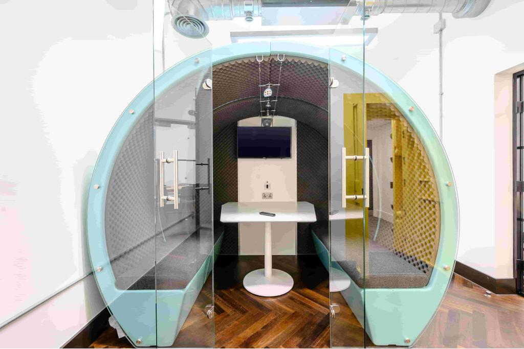 13 Austin Friars – Office Space for Lease – 1,801 sq ft – London EC2N 2HE