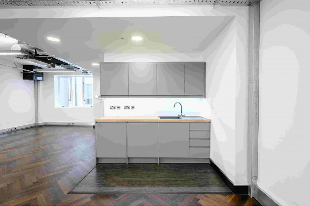 13 Austin Friars – Office Space for Lease – 1,801 sq ft – London EC2N 2HE