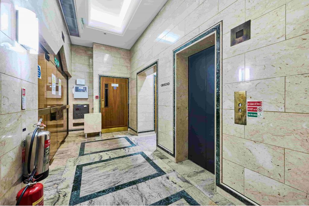 15-17 Throgmorton Avenue–Office Space for Lease–8,070 sq ft–City Core North,London