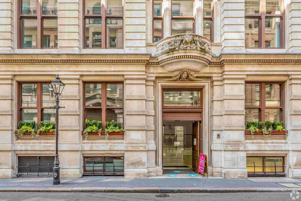 10 Throgmorton Avenue – Office Space for Lease – 25,052 sq ft – City Core North, London