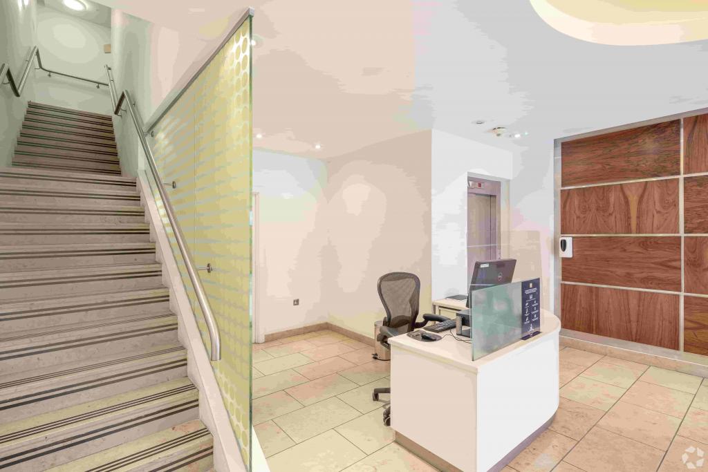 17 Moorgate – Office Space for Lease – 16,203 sq ft – City Core North, London