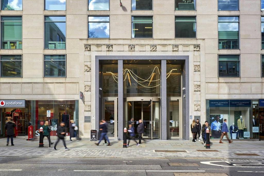 107 Cheapside – Office Space for Lease – City of London, EC2V 6DN