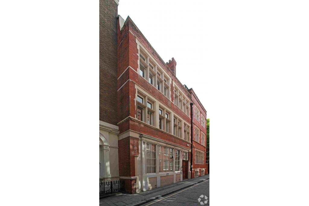 10 Ironmonger Ln – Dutton House – Office Space for Lease – City of London,
