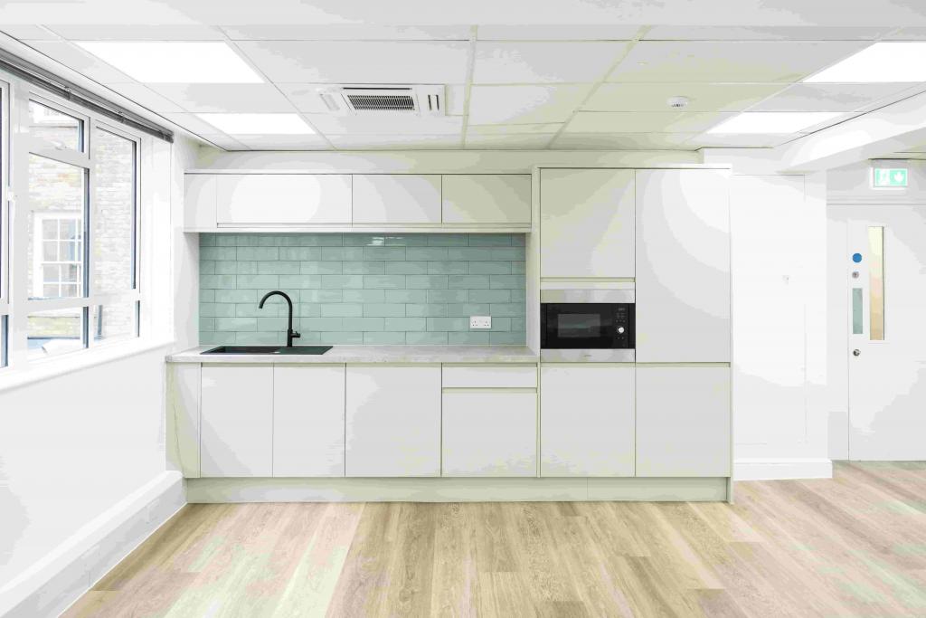 17-20 Ironmonger Ln – Office Space for Lease – City of London, EC2V 8EP