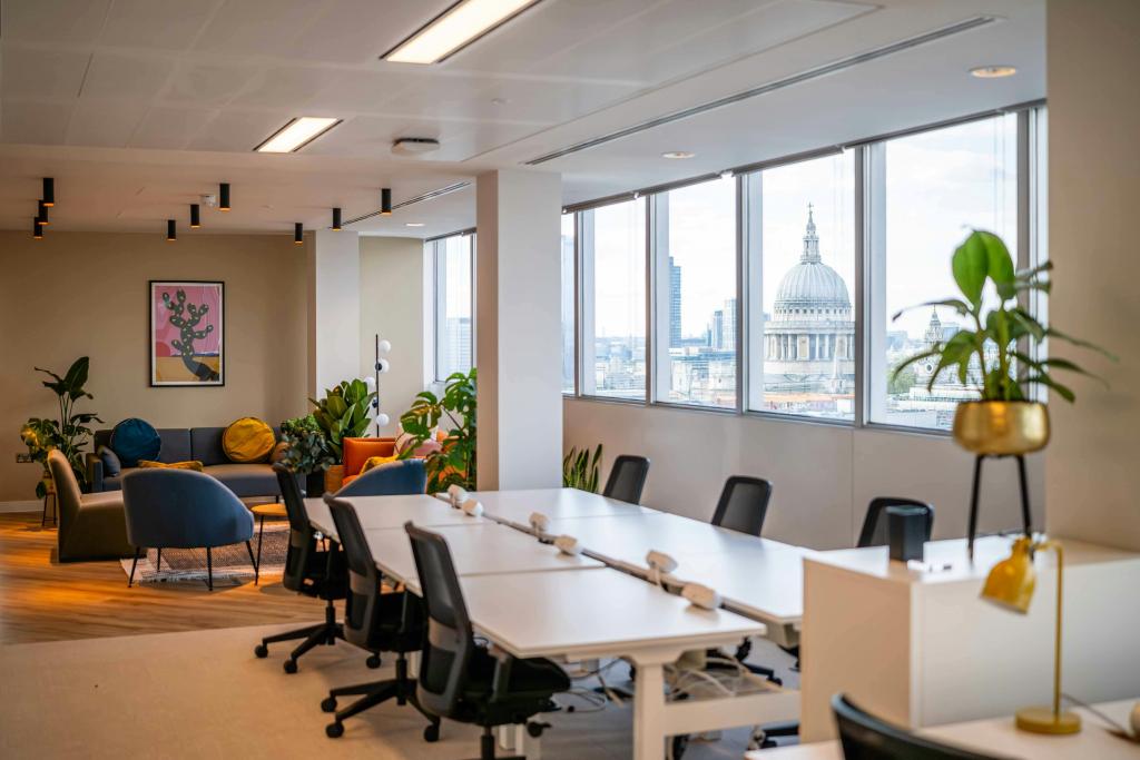 40 Basinghall St – City Tower – Office Space for Lease – City of London, EC2V 5DE