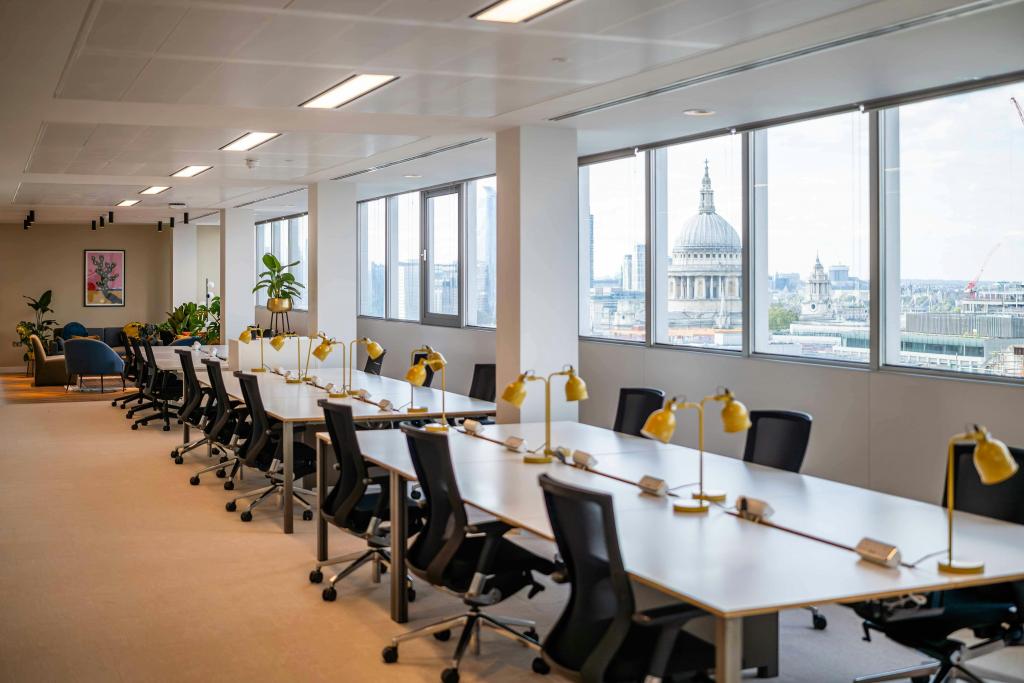 40 Basinghall St – City Tower – Office Space for Lease – City of London, EC2V 5DE