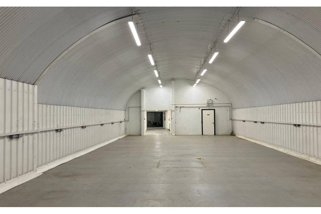 63 Queens Circus, Battersea – Office/Industrial Space – 3,324 sq ft – SW8 4NE