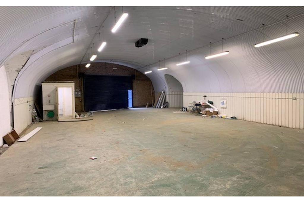 Arch 64 Vallance Road – Light Industrial/Warehousing Space – 2,821 sq ft – Bethnal Green, London