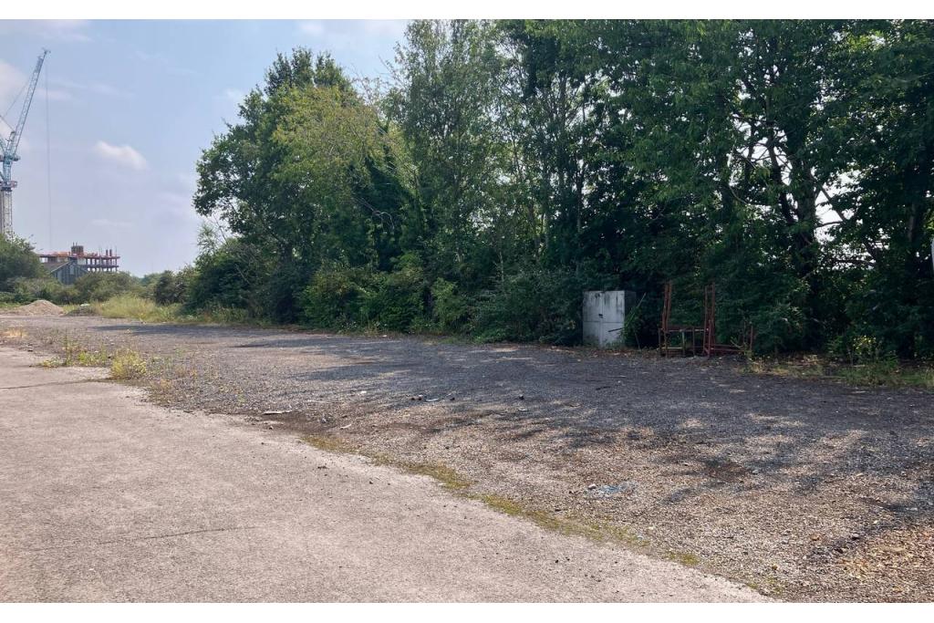 Kingsland Road/Silverthorne Lane – Open Storage Site – 16,000 sq ft – Bristol BS2 0QD