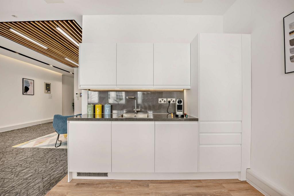 46 Gresham St – Office Space for Lease – City of London EC2V 7AY