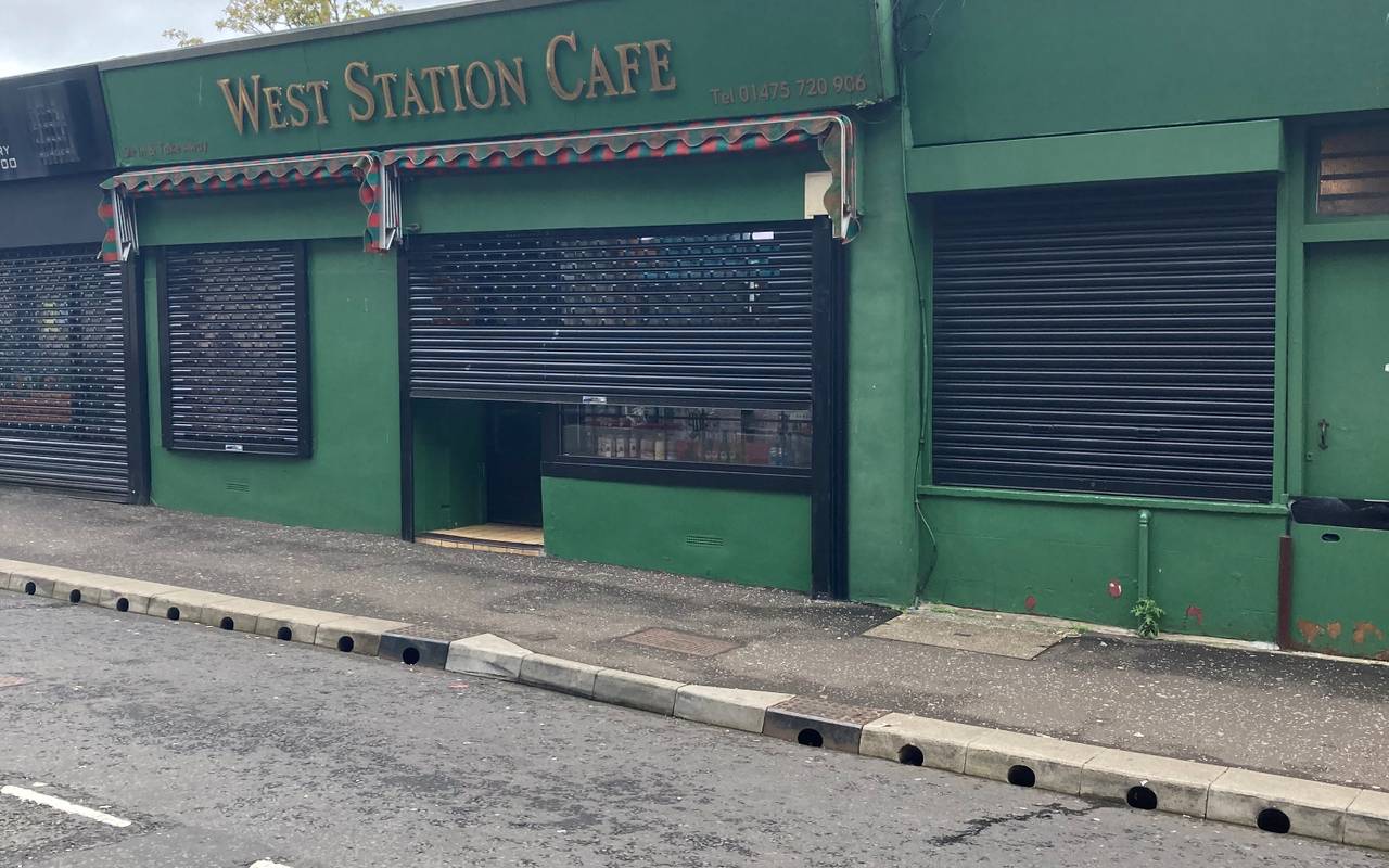 2 Newton Street, Greenock – Office/Retail/Leisure Space – 996 sq ft – Prime Location