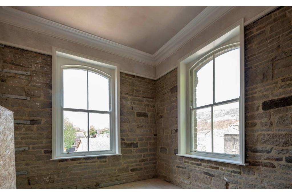 Former Station Building – Office Space – 2,280 sq ft – Mytholmroyd, HX7 5DZ