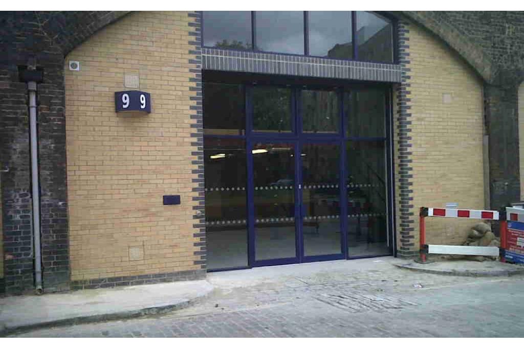 Arch 9, Pinchin Street – Light Industrial & Storage Unit – Shadwell, London
