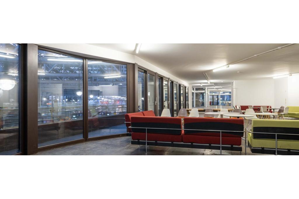 Unit 16 - Glasgow Central Station - Premium Hospitality Space for Lease