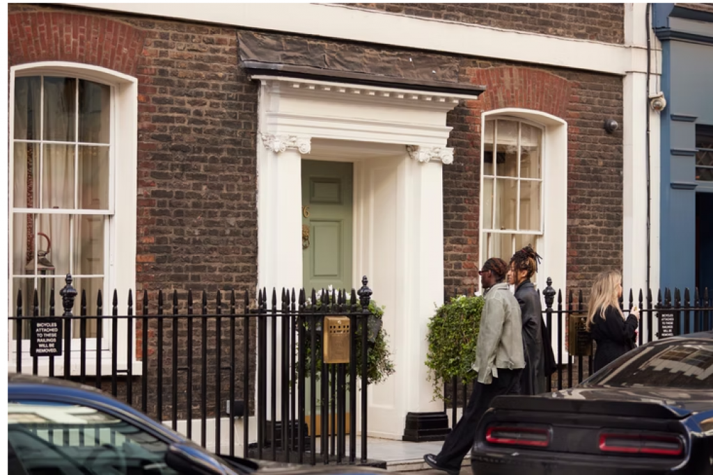 76 Dean Street – Flagship Club and Townhouse – London W1D 3SQ