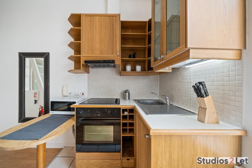 Modern Self-Contained Studio Flat – Flat 06, Gloucester Street, Pimlico SW1V 2DB