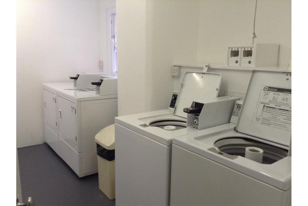 Modern Single Studio – Flat 402, Fulham Palace Road, Fulham W6 9HH