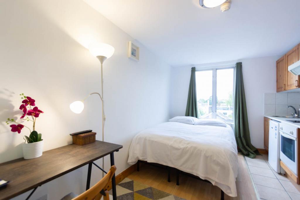 Self-Contained Studio – Flat 12, West Cromwell Road, Earls Court SW5 9QL