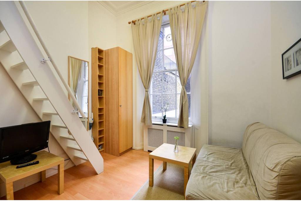 Split-Level Studio Apartment – Flat 02, Claverton Street, Pimlico SW1V 3AX