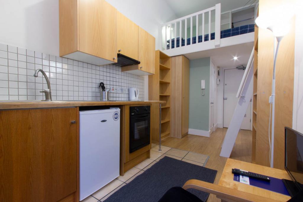 Duplex Studio Flat – Flat 01, Penywern Road, Earls Court SW5 9SX
