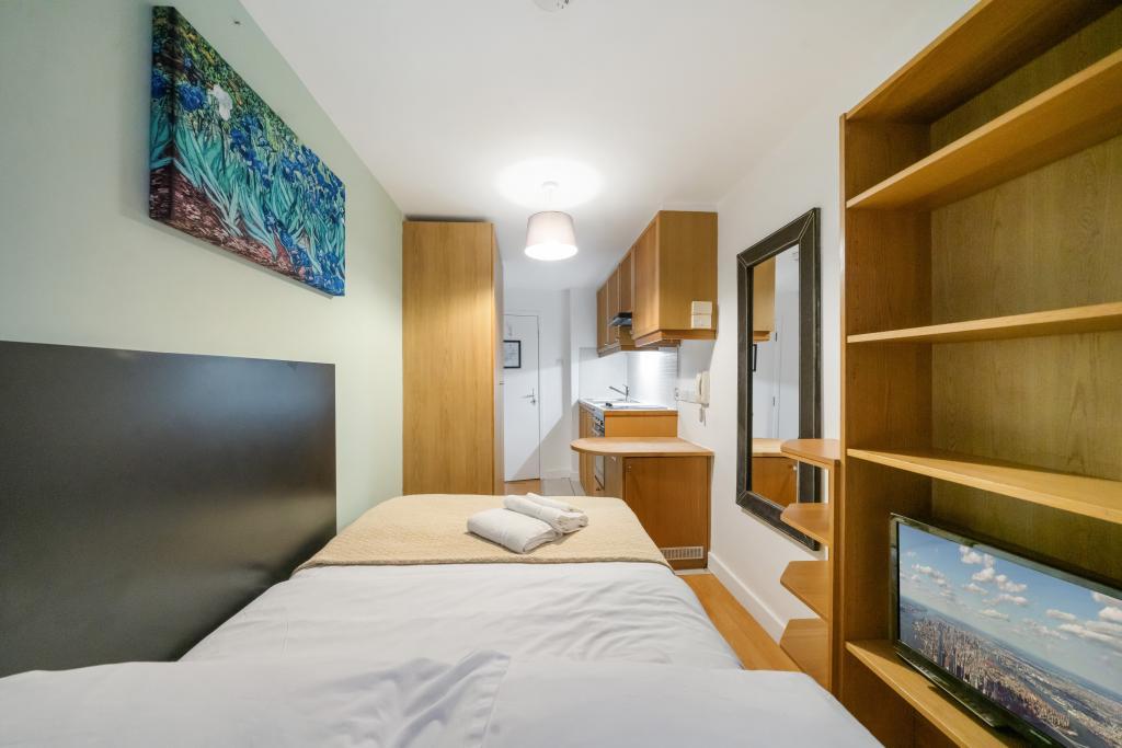 Modern Studio Apartment – Flat 01, Cartwright Gardens, Bloomsbury WC1H 9EH