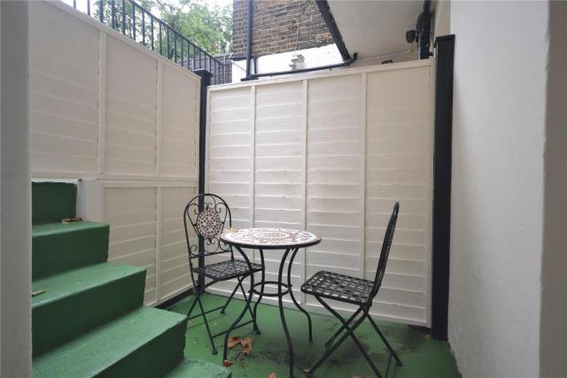 Recently Refurbished Studio Flat – Flat B, Penywern Road, Earls Court