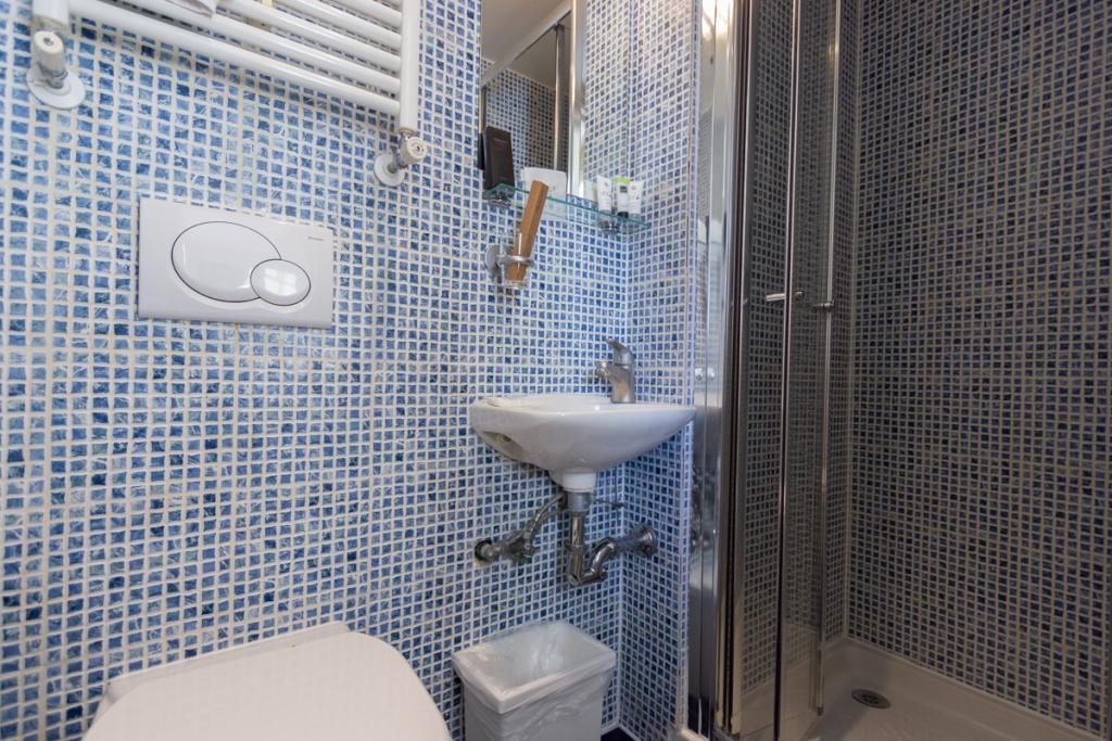 Recently Refurbished Studio Apartment – Flat 402, North Gower Street, Euston