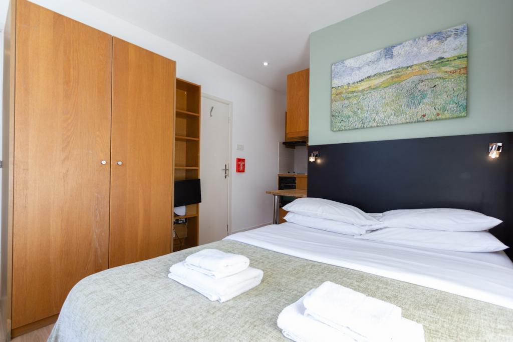 Recently Refurbished Studio Apartment – Flat 402, North Gower Street, Euston